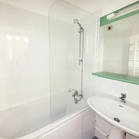 - T3 Pour 6 Pers. Avec Piscine Et Parking - Fr-1-794-153