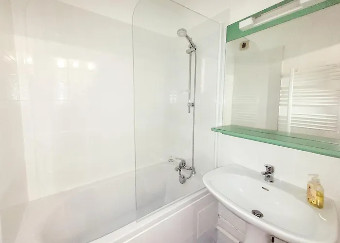 - T3 Pour 6 Pers. Avec Piscine Et Parking - Fr-1-794-153