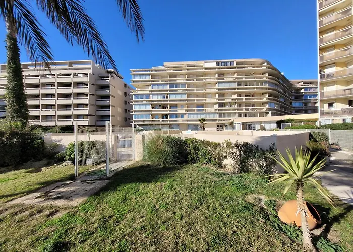 Apartman - T3 Pour 6 Pers. Avec Piscine Et Parking - Fr-1-794-153